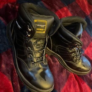 Size 10 Men’s Dunlop Steel Toe Boots